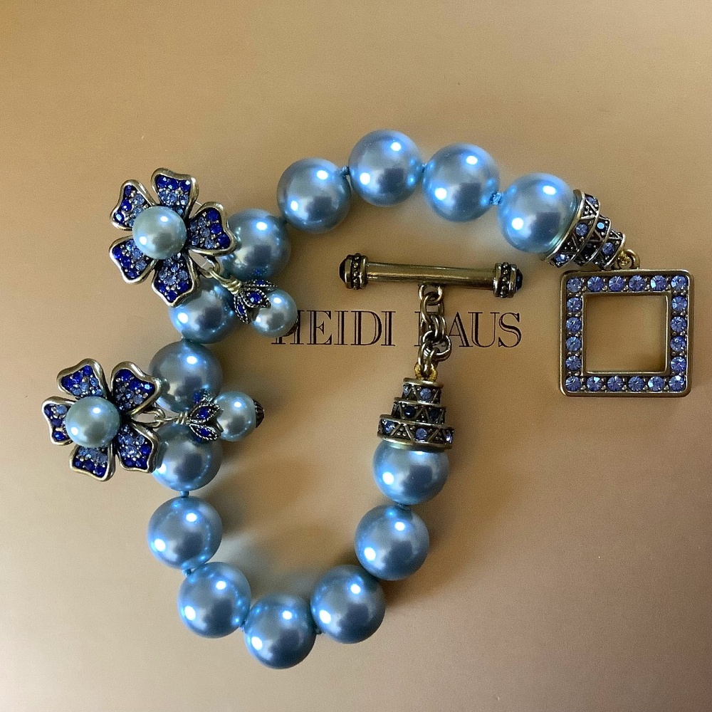 Heidi Daus Set Crystal Beaded Bracelet And Earrings Light Sapphire